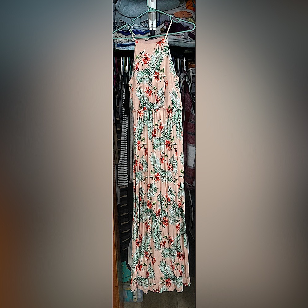 Long beachy maxi dress